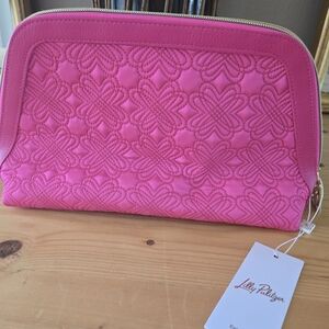 Lilly Pulitzer Pink Floral Quilted Larsen Cosmetic Bag Passion Fruit Pink Clutch